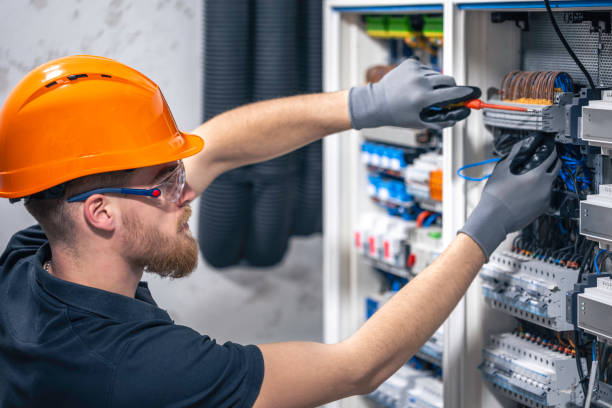 Best Best Electricians Near Me  in Metropolis, IL